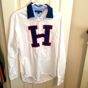 TOMMY HILFIGER dress shirt with h logo on front